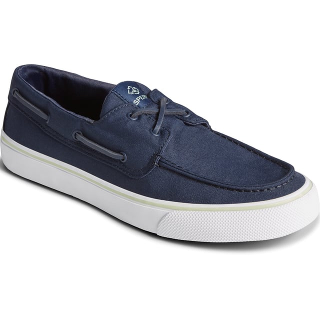 Flaunt a classic look that benefits the environment with the timeless laid-back style and Earth-friendly fabrication of Sperry's Bahama II Seacycled Boat Shoes.