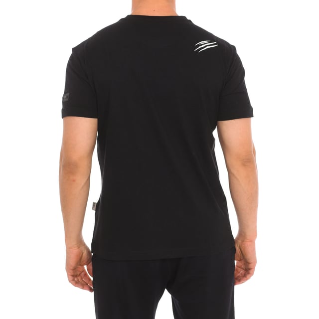 Plein Sport short sleeve t-shirt.
 Round neckline with ribbed finish.
 Brand print on the front.
 Claw print on the back side.
 Brand insignia on one sleeve.
 Seams seen in tone.
 Composition: 100% cotton
 Care:
Wash at maximum temperature 30º.
 Iron at medium temperature.
 Do not use dryer.
 Do not use bleach.
 Do not dry clean.
