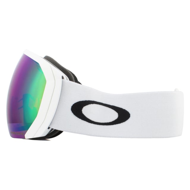 Oakley Ski Goggles Flight Path XL OO7110-10 Matte White Prizm Snow Jade Iridium sit at the top of the snow goggles range, a premium design that is used by many of the worldâ€™s top athletes. This XL model delivers an enormous field of view, the frames architecture means any angle is optimised and delivers an unprecedented and unobstructed line of vision. Lens construction features Ridgelock, simple and quick lens changing technology that ensures a full, impenetrable seal that prevents even the harshest conditions from entering the goggle. Triple layered foam prevents fogging and the goggle fits most helmets perfectly.