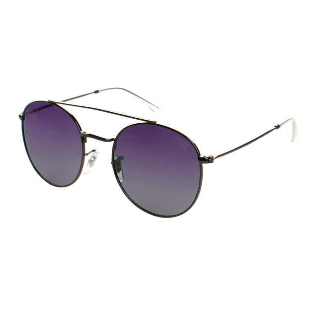 Unisex round sunglasses with polarized lenses and UV 400 protection, designed to provide maximum eye protection and style.

 With a sturdy and elegant metal frame.

 UV 400 polarized lenses block 100% of UVA and UVB rays, reducing glare and providing clearer, more comfortable vision.

 The design includes the brand's logo discreetly engraved on one of the lenses, highlighting its authenticity and distinctive character.

 They include a soft cleaning cloth to keep your lenses spotless and a protective case to store them safely.

 Perfect for complementing any look, these glasses are ideal for those looking for protection and style in one piece.
 Measures: Lens height: 51 mm, Lens width: 54 mm, Bridge: 21 mm, Temples: 136 mm
 Composition: Metal
 Care:
- Wash only with water or, if necessary, a mild soap.
 - Dry with a soft cloth to avoid scratches.
 - Avoid contact with harsh surfaces or abrasive liquids.