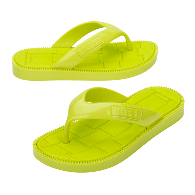 the classic Possession line has just welcomed a new member! Look fab even on casual occasions with the Melissa Possession Flip Flop II, whose ultra comfortable, padded EVA insole and non-slip outsole will fuse comfort, stability, and style into one single look!