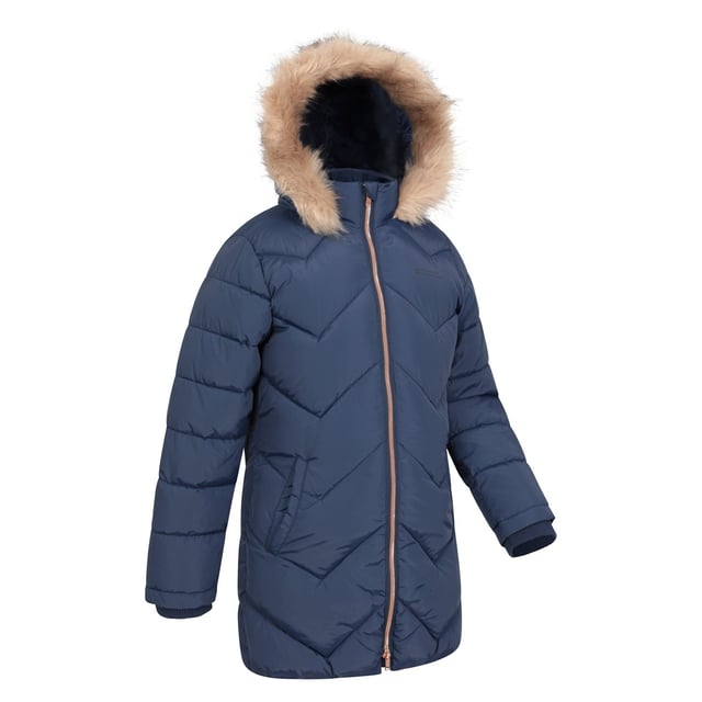 Materiaal: 100% polyester. Voering: Fleece. Stof: Microvezel. Ontwerp: Logo, Quilted. Trim: Acryl, Modacryl. Stof Technologie: DWR Finish, Warmtebehoud, Hoge Warmte, Isolerend, Waterafstotend. Halslijn: Kapitein. Mouwtype: Met lange mouwen. Gewatteerd. Manchet: Ribbel. Kenmerken van de kap: Nep Nepbont. Lengte: Lange lijn. Zakken: 2 Zijzakken. Bevestiging: Volledige ritssluiting, tweewegrits.