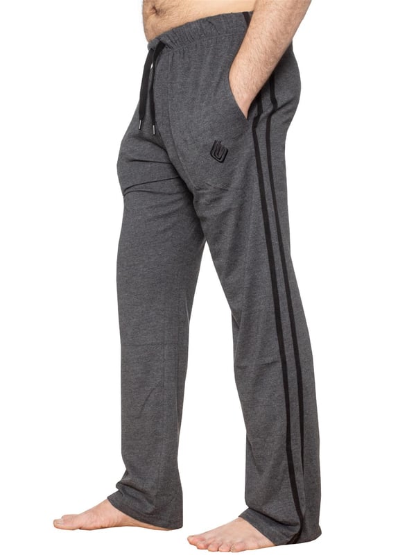 These Regular fit EZLP586 Lounge pants feature classic contrast stripes to sides, 2 side pockets, cotton blend for superior comfort, adjustable waist with drawstrings