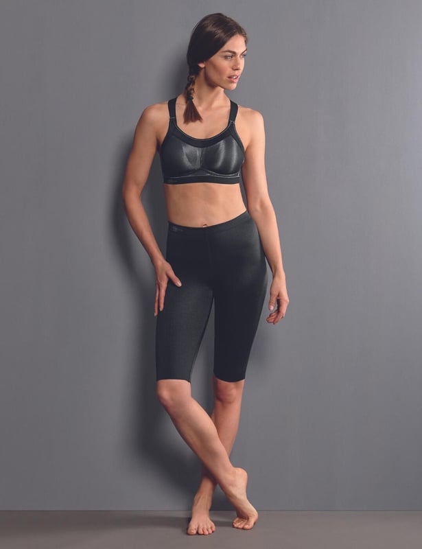 Feel incredible in this Momentum Pro padded sports bra by Anita Active. It features a very simple design with a wide opening to the rear allowing for easy access. The bra has padded preformed cups with a DeltaPad on the inside for comfort and support. Ergonomically shaped straps are padded for additional relief and also adjustable to create a perfect fit. Designed for the most demanding athletic needs, whilst keeping you snug and secure. The straps at the back lead into an x-back which allows increased arm movement.  Padded sports bra, From the Momentum range, Simple design, Wide opening to the rear for easy opening, Padded, performed cups, Ergonomically shaped padded straps, Adjustable x-back straps, Comfortable fit, Composition: 74% Nylon | 11% Polyetser | 8% Elastane | 7% Polyurethan, Composition: Moulded cup : 55% Polyurethan | 45% Polyester, Listed in UK sizes.   Padded Sports Bra