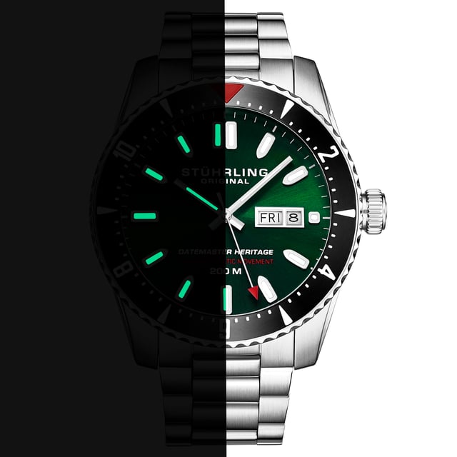 Men's Automatic Dive Watch, Stainless Steel Case with ceramic-like bezel, turquoise dial, Day and Date.