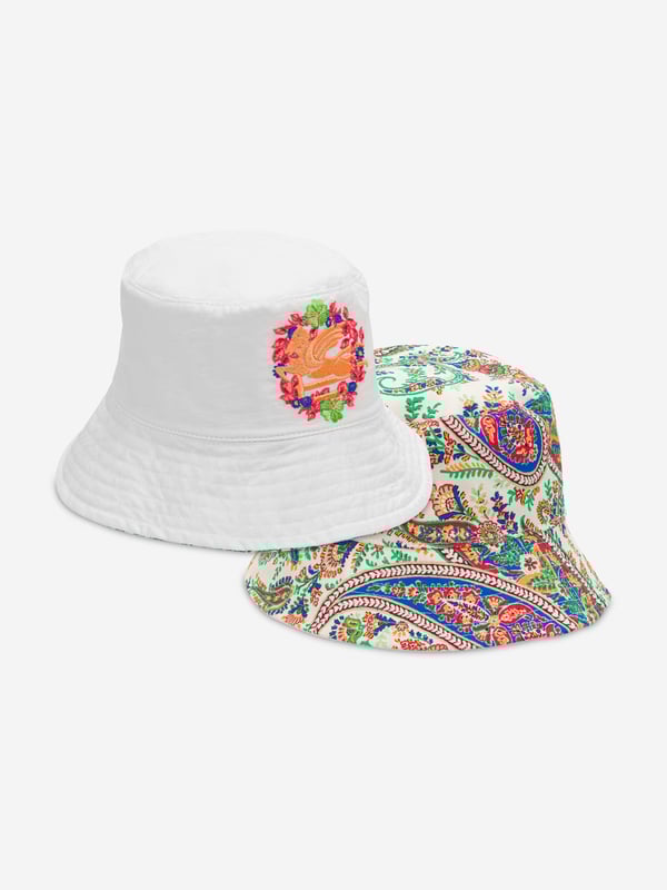 Introducing Etro‚ Girls Reversible Bucket Hat in Multicolour ‚ a high-end Italian designer innovation, meticulous in its design. Extravagant yet comfortable, this hat is apt for holiday getaways. Notable features include:   Italian Craftsmanship: Exceptionally designed in Italy, promising durability and long-lasting quality. Vibrant Print: The playful, multicolour print imparts a fashionable and trendy edge and serves as a statement accessory. Utmost Comfort: Crafted using premium materials, making it gentle and comfortable for your child's frequent explorations. revitalise your Girls wardrobe with this exclusive Etro Girls Reversible Bucket Hat. Order today for a blend of style and comfort for your little one!