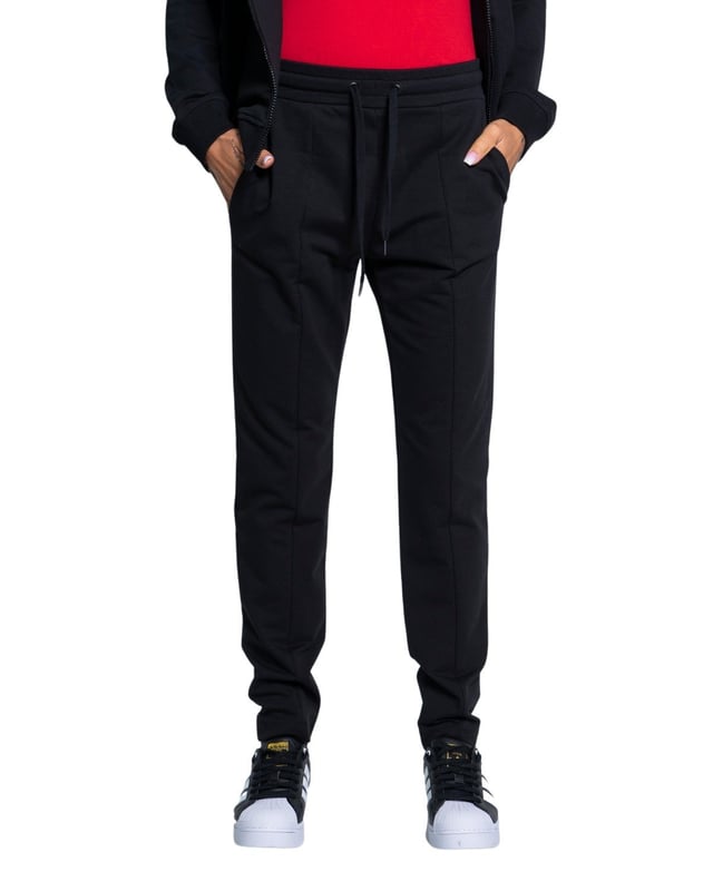 95% Cotton, 5% Spandex; Love Moschino sweatpants;  Model: W151303E2180 C74;  High quality processed;  Soft cotton mix;  Elastic webbing with drawstring;  Love Moschino logo details
