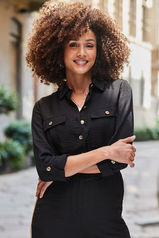 We've done the styling for youSmart button-front silhouette - it'll be your new 9-5 favouriteCinched waist and comfy-chic wide legs Soft crepe fabric drapes beautifully Sports luxe side stripe detail Think courts for work, trainers on weekends Inside leg to fit: Short 29" | Regular 31" | Long 33"