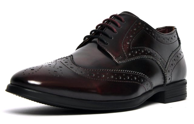 With expert craftmanship, a hi-shine leather upper, and classic brogue detailing, the Catesby England Wentworth delivers vintage styling that is sure to elevate any outfit and is a timeless essential for the fashion-forward mans wardrobe. The Wentworth is complete with a classic lace up system, durable outsole with a slight raised heel, and subtly cushioned insole for a brogue that combines style and comfort to deliver a standout design.
 - Premium hi-shine leather upper
 - 5-hole lace closure
 - Intricate stitch and punch-hole detailing
 - Durable outsole  - Authentic vintage styling
 - Catesby England branding