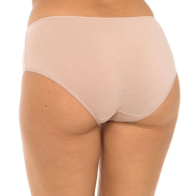 Pack of two culottes, made of elastic cotton.
 Tonal elastic waistband.
 Elastic and breathable fabric.
 Matching interior lining.
 Seams seen in tone.
 Composition: 95% Cotton, 5% Elastane
 Care:
Wash at max temperature 40º.
 - Do not use bleach.
 - Do not use dryer.
 - Do not iron.
 - Do not dry clean.