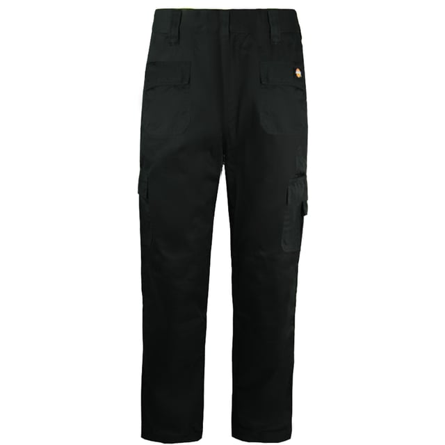 Our Everyday Trousers are a core Dickies workwear style, with multiple pockets for stashing the workday essentials. Made from a comfy polycotton blend, these trousers feature an easy button fastening and pockets for inserting your knee pads.