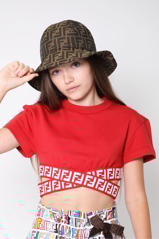 Introducing the exquisite Unisex Hat in Brown, a distinctive addition to your wardrobe. Fashioned by the renowned Italian brand, Fendi, here are some highlights:‚ Italian Craftsmanship: Sprung from the heart of Italian fashion, meticulously designed to ensure durability and sustained wear.‚ Signature Fendi Design: Adorned with Fendi's iconic print, this hat elevates your look with a sophisticated and modern edge.‚ Premium Comfort: Fabricated from superior materials, it offers unparalleled comfort, suitable for both sexes for a wide range of occasions.‚ Wardrobe Revolution: Update your look with the Unisex Hat by Fendi in Brown. Amplify your style by adding this standout accessory to your collection.