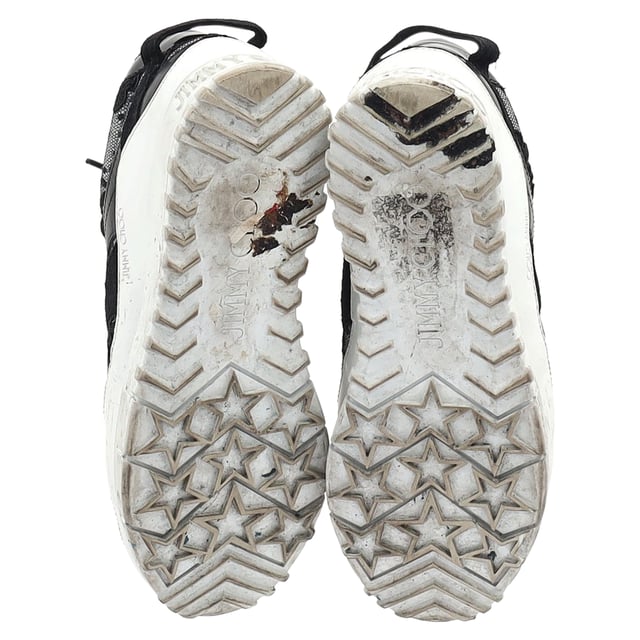 VINTAGE, RRP AS NEW
Step up your footwear game with the Jimmy Choo Seattle Floral Lace Mesh Trainers in Black Leather, a cutting-edge and fashion-forward addition to your shoe collection. These trendy trainers feature a unique mix of floral lace on mesh and black leather panels, making them a standout choice for the current season. The embossed CHOO logo on the sole adds a touch of luxury, while the elasticated upper ensures comfort without compromising on style. Whether you're going for an off-duty look or aiming to elevate your everyday style, the Seattle trainers are the perfect statement piece to complete your ensemble.



Jimmy Choo Seattle Floral Lace Mesh Trainers in Black Leather
Condition: Good
Signs of wear: Moderate signs of wear or markings, moderate scuffing insoles., Used but well maintained. Moderate creasing and marks at surface, wear at soles or replaced soles.
Packaging: None
Color: black
Material: leather and lace
Size: EU | 37 / US7
Measurements: Heel height: 35; Insole length: 280
SKU: NAPPUGBSH423250W
