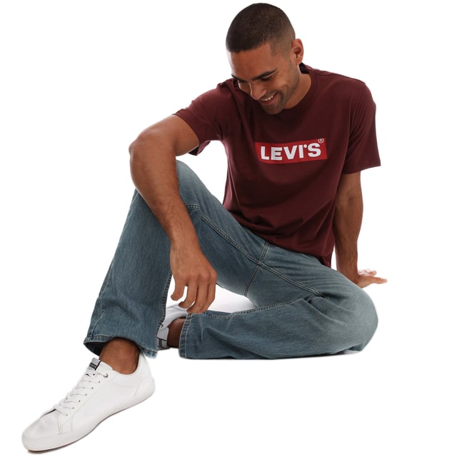 Levi's burgundy t shirt hotsell