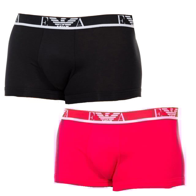 Pack-2 Boxer Emporio Armani. 
 Made in stretch cotton. 
 Color black with tone and fuchsia waistband with waistband to create. 
 Elastic waistband with the name and logo embroidered signature consecutively. 
 comfortable and breathable fabric. 
 Anatomical front, with capacity to hold loosely. 
 Seams views tone. 

 Composition: 
 - 95% Cotton. 
 - 5% spandex. 

 Washing instructions: 
 -Wash Temperature max. 40C. 
 No bleach. 
 Supports dry cleaning. 
 -Allows Tumble dry. 
 -Planchar Temperature max. 130C. 

 Composition: 95% Cotton, 5% Elastane
 Care:
-Wash at max temperature. 40ºC.
 -Do not use bleach.
 -Supports dry cleaning.
 -Allows you to use a dryer.
 -Iron at max temperature. 130ºC.