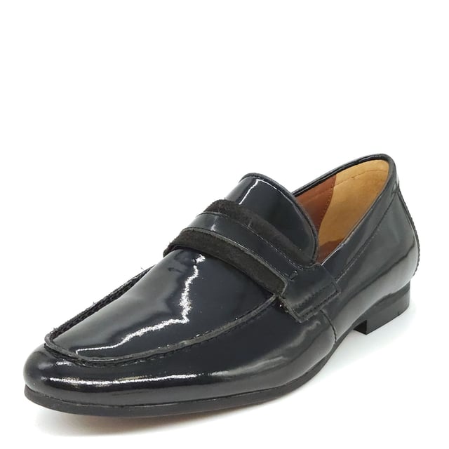 Perfect for pairing with your favourite tailoring, the Croydon Loafers are a formal slip on shoe in a statement patent leather, designed to add sophistication to every event.