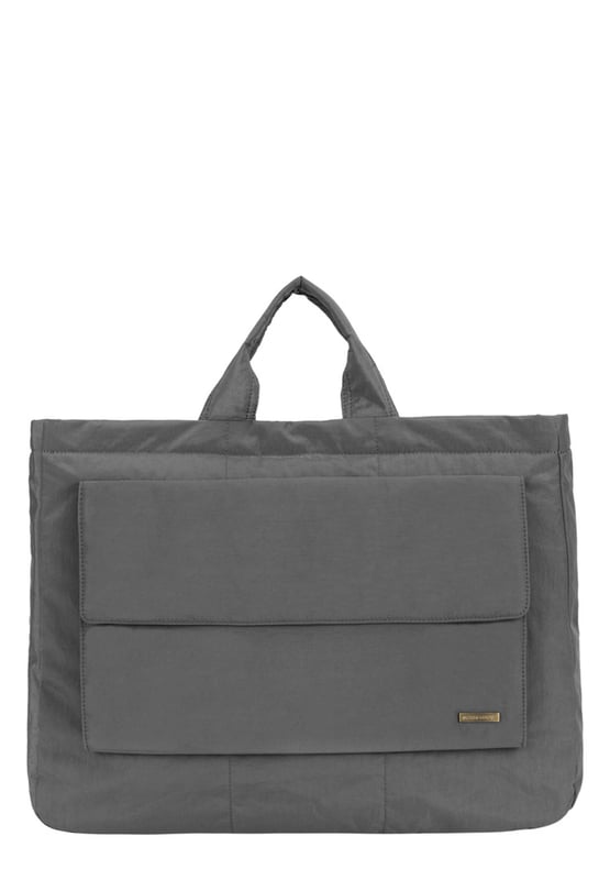 The Landscape Nylon Tote is the perfect commuter bag. With ample internal space and an oversized flap over zip pocket to the front, the bag features a comfortable padded carry handle and adjustable crossbody strap with clip off function. Features: , Zip top opening, Front oversized flap over zip pocket, Rear zip pocket, SMITH & CANOVA antique brass logo, Branded antique brass zips, Padded grab handle, Adjustable crossbody strap (detachable), Internal 15 inch padded laptop sleeve, Internal zip pocket, 2 Internal mobile phone slip pockets - fits normal and plus size smart phones, 3 Internal pen slip pockets Style Ref: 92683 DKGREY