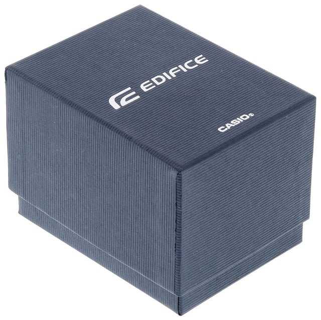 Este reloj cronógrafo Casio Edifice para hombres es la pieza de tiempo perfecta para usar o regalar. Su caja redonda de 45 mm en plata combinada con la cómoda correa de acero inoxidable plateada te asegurará disfrutar de esta impresionante pieza sin ningún compromiso. Funciona con un movimiento de cuarzo de alta calidad y es resistente al agua hasta 10 bares, por lo que tu reloj seguirá funcionando. Este reloj tiene una batería de larga duración de hasta 10 años. Este Casio es el reloj ideal para acompañarte a donde quiera que vayas. -El reloj tiene una función de calendario: Fecha, Cronómetro, Pantalla de 24 horas, Manecillas luminosas. Correa de acero inoxidable plateado de alta calidad con una longitud de 21 cm y un ancho de 20 mm, con cierre plegable de botón a presión. Diámetro de la caja: 45 mm, grosor de la caja: 12 mm, color de la caja: plata y color de la esfera: azul.