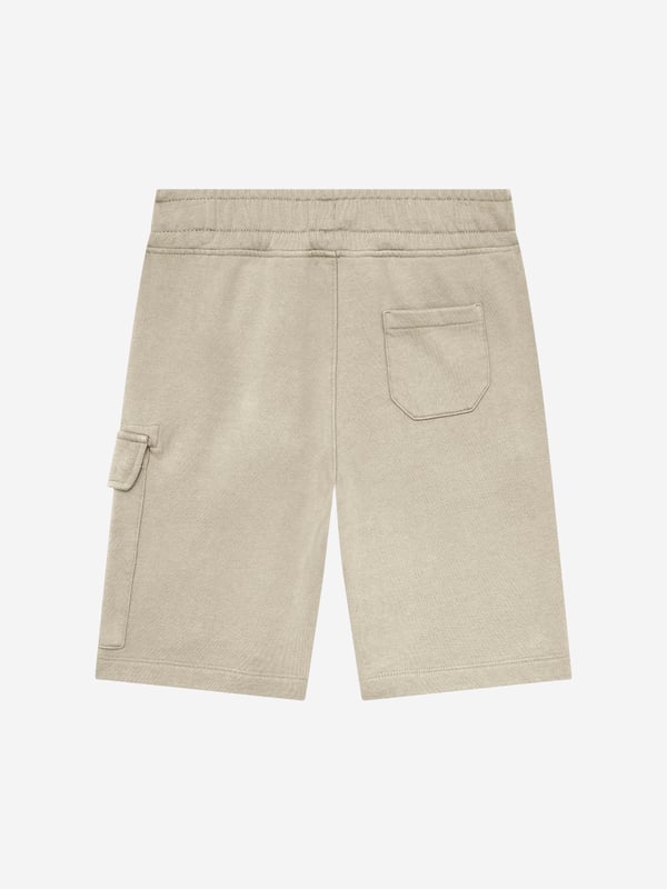 Introducing the Boys Cargo Shorts in Green by CP Company ‚ a stylish staple for AW2024 that every boy's wardrobe needs! **Military-Inspired Design:** Features functional pockets and robust stitching for a sharp, utilitarian appeal.   **Vibrant Green Hue:** Crafted in a rich, green colour that's versatile and eye-catching.   **Premium Fabric:** Constructed with high-quality materials for durability and comfort.   **Adjustable Fit:** Tailored with an adjustable waistband for growing boys.Elevate your child's fashion game with these luxurious cargo shorts ‚ perfect for every adventure this autumn and winter!