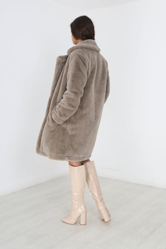 Brave soul sales faux fur coat