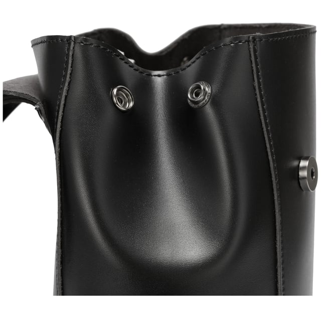 The prettiest backpack, ideal for keeping any outfit cute and hands-free. With a flap-over top that is closed down with magnetic fastenings. Best of all you can expand the bag when you need extra room - just open the side fastenings for more space.