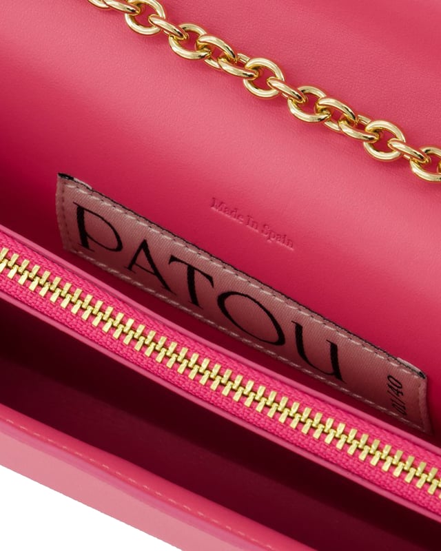 Shoulder strap : 58 cm. Worn crossbody - one shoulder chain. Material : smooth calfskin. Colours: PINK - PINK. Fit: true to size - Sizing: European. Closure : flap with magnetic clasp. Interior : One zipped pocket, one flat pocket. width: 40mm, length: 210mm, height: 110mm