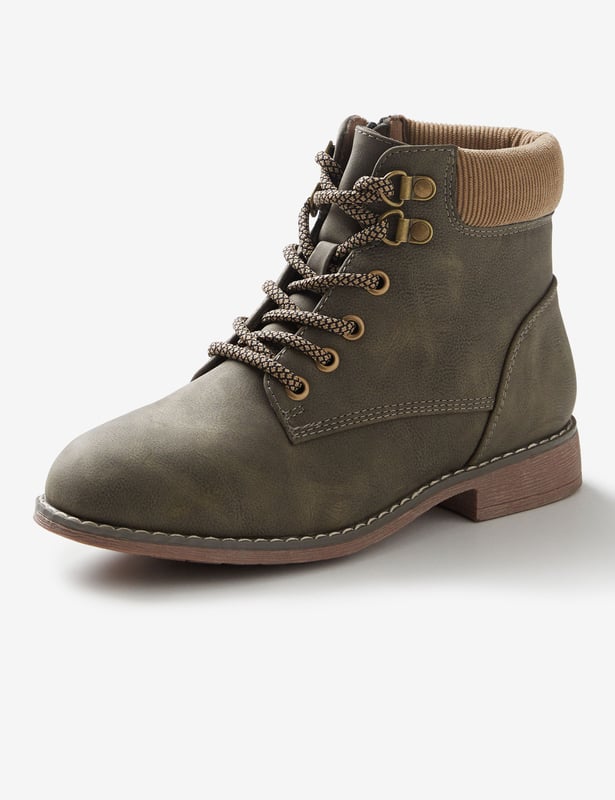 Rivers sale ugg boots