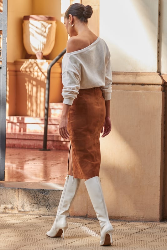 REASONS TO BUY:

It's got serious wear forever potential
Our premium suede is buttery-soft
Elevated with luxe gold hardware
On-trend patch pocket detail
Style with a blouse for the 9-5
Add a rollneck and boots for minimum effort, maximum impact