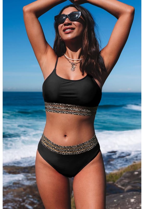 Bañador de bikini de 2 piezas con estilo y a la moda, estampado de leopardo rosa con detalles de trim de malla  
Estampado único de leopardo rosa con detalles de malla  
Incluye tanto la parte superior como la inferior para un look completo  
Fabricado con materiales de calidad  
Ajuste cómodo  
Perfecto para relajarse junto a la piscina o disfrutar de un día de playa  
Diseño llamativo