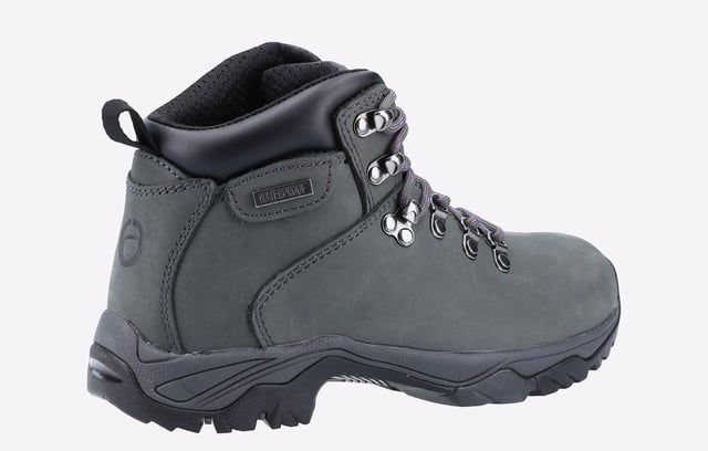 These Burford hiking boots from Cotswold are a leather hiking boot made with Mir-Tex waterproofing technology. The lining is a breathable, waterproof membrane that gives you the added security that your feet will always stay dry and also features slip-resistant materials.- Mir-Tex waterproofing technology.
- Waterproof membrane lining.
- Slip resistant energy rebounding sole.