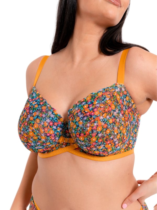 Curvy Kate Lace Daze Balcony Bra. Non padded balcony with stretch lace for flexibility of fit perfect for asymmetry and a curved under band for added comfort. The product is recommended for hand wash only.