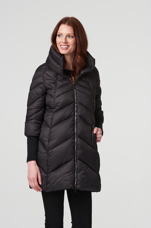 Keep warm but still on-trend with this sleek longline puffer coat. It has a high-necked collar, zip front, long sleeves with wide ribbed cuffs, handy pockets and a thigh length hem. Layer over almost any casual outfit for a practical style you can wear on repeat as it gets colder outside.