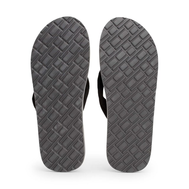 Mens Tommy Hilfiger Essential Beach Flip Flops in black.- Synthetic upper.- Slip on design.- Branded retro graphics.- Synthetic lining.- Rubber sole.- Ref.: FM0FM01369990