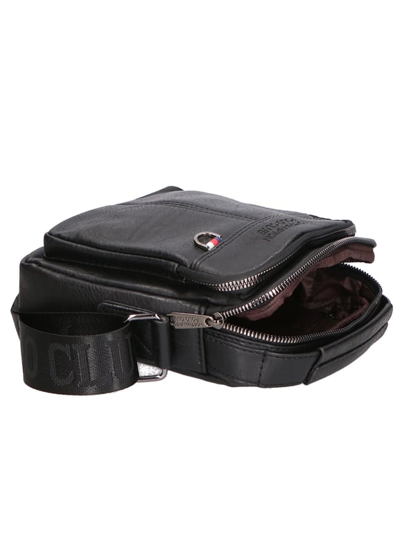 Northampton polo club Bolso de hombro de cuero de PU de un solo compartimento. Producto vegano.