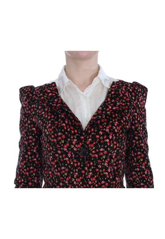 Precioso a estrenar con etiquetas.
  Traje de 2 piezas: chaqueta blazer y falda lapiz por encima de la rodilla.
  Negro con detalles florales multicolores.
  Fabricado en Italia.
  Cierre de boton.
  Totalmente forrado.
  Material: 63% poliester 32% rayon 5.