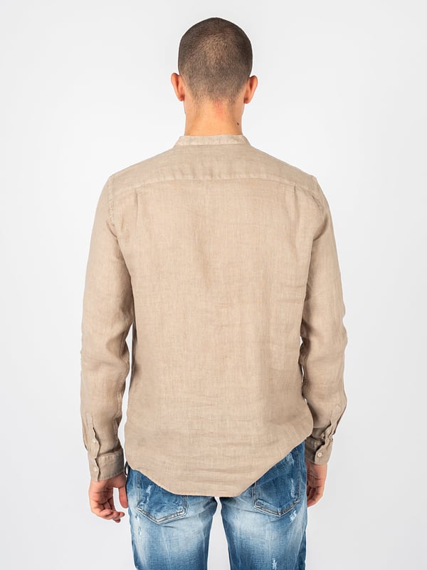 Código de modelo: P2304 1AR T092, Estilo: ajuste regular