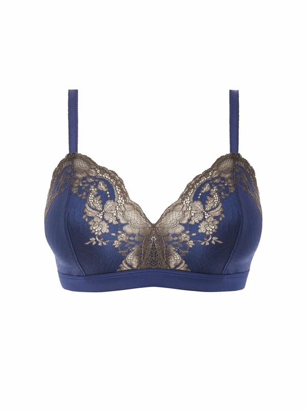 Wacoal Lace Affair Bralette. This beautiful bralette features gorgeous lace detailing on the top cups for a feminine, semi-sheer look. The smooth underbust band provides comfort and support, with a plush back hook and eye fastening for ease of fit. The centre vertical, open covered seams creating a natural uplift to the bust and a flat look under clothes. Finished with adjustable satin straps for an overall romantically, feminine look.  An essential for your lingerie collection..