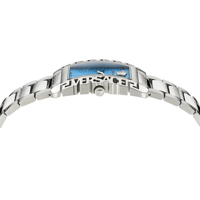 This Versace Versace Flair Gent Analogue Watch for Unisex is the perfect timepiece to wear or to gift. It's Silver  Rectangular case combined with the comfortable Silver Stainless steel watch band will ensure you enjoy this stunning timepiece without any compromise. Operated by a high quality Quartz movement and water resistant to 3 bars, your watch will keep ticking. This high quality watch is an incredible eye-catching Unisex watch. This Analogue watch has a has a Swiss Made Movement High quality 20 cm length and 18 mm width Silver Stainless steel strap with a Deployment clasp Case measurement: 27 X 45 mm,case thickness: 8 mm, case colour: Silver and dial colour: Blue