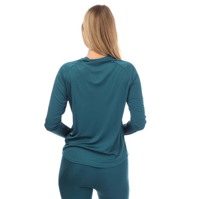 Womens Skins Series-3 Long Sleeve T-Shirt in teal.- Round neck.- Long sleeves.- Mesh panels for maximum comfort  wicking and temperature regulation.- Targeted compression for reduced fatigue and increased performance.- Silver reflective logos.- 100% Polyester.- Ref: ST40754560574