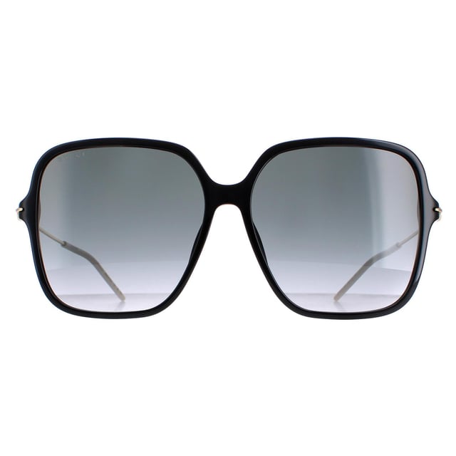 Las gafas de sol Gucci GG1267S 001 negro brillante y gris dorado degradado son un accesorio atrevido y a la moda que hará una declaración allá donde vayas. Estas gafas de sol presentan un exclusivo diseño de montura cuadrada fabricada con una ligera montura de acetato. El emblemático logotipo de Gucci destaca en las patillas, añadiendo un toque de lujo a este diseño ya de por sí sofisticado. Ya estés haciendo recados, tumbada en la playa o vistiéndote para salir por la noche, estas gafas de sol Gucci GG1267S te ayudarán a destacar entre la multitud.