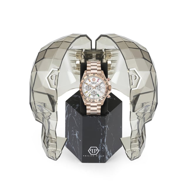 This Philipp Plein Nobile Lady Chronograph Watch for Women is the perfect timepiece to wear or to gift. It's Rose Gold 38 mm Round case combined with the comfortable Rose Gold Stainless steel watch band will ensure you enjoy this stunning timepiece without any compromise. Operated by a high quality Quartz movement and water resistant to 5 bars, your watch will keep ticking.