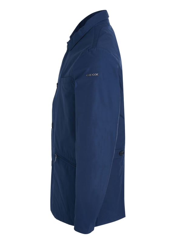 60% Baumwolle, 40% Polyamid; Geox Jacke;  Modell: M1220VT2838F4070;  Hochwertig verarbeitet;  Stehkragen, Knöpfe;  Zwei Taschen vorne;  Geox Logodetails