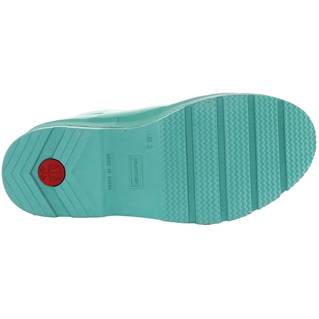 Introducing the Hunter Play Kids Rain Bootsâ€”an essential companion for young adventurers who love to embrace rainy days with style and enthusiasm. These boots seamlessly blend comfort, durability, and vibrant design, making each rainy adventure an opportunity for play and exploration. Here are the key features that make these rain boots a must-have for your child:

 Playful Design:  The Hunter Play Kids Rain Boots feature a playful and vibrant design that adds a touch of joy to rainy days. The boots come in various colors, allowing your child to express their personality through their footwear.

 Waterproof Performance:  Crafted from high-quality, waterproof rubber, these rain boots keep little feet dry and comfortable during rainy weather. They are perfect for stomping through puddles, splashing in mud, or navigating wet terrain.

 Lightweight and Flexible:  Designed to be lightweight and flexible, these boots allow for easy movement and agility. Whether your child is jumping in puddles or running through the rain, these boots provide the comfort and freedom they need.

 Pull-On Handles:  Equipped with convenient pull-on handles, these boots make it easy for kids to put them on and take them off independently. This feature encourages a sense of autonomy and self-sufficiency.

 Durable and Resilient:  Built with the durability that Hunter is known for, these rain boots can handle the challenges of active play. They are resilient enough to withstand the rigors of outdoor adventures while maintaining their vibrant and playful appeal.

Encourage your child's sense of wonder and play with the Hunter Play Kids Rain Boots. Whether it's a light drizzle or a full-blown rainstorm, these boots are not just practicalâ€”they're a colorful and reliable companion for your child's rainy-day adventures.