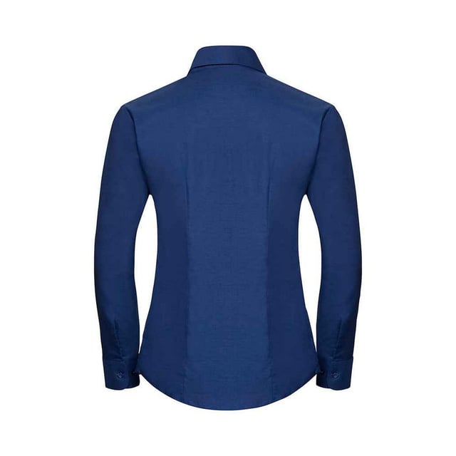 70% Baumwolle, 30% Polyester. Gewebe: Oxford-Stoff. Design: Unifarben. Abnäher an Rücken, Brustabnäher. Passform: Maßgeschneidert. GSM (Gramm pro Quadratmeter): 135. Nachhaltigkeit: Amfori-Freigabe, Better Cotton Initiative, BSCI, Verein für faire Arbeit, Oeko-Tex Standard 100 zertifiziert, WRAP Zertifikat. Klassisch. Saum: Geschwungener Saum. Geeignet für: Dekoration. Bündchen: Doppelknopf. Langärmlig.