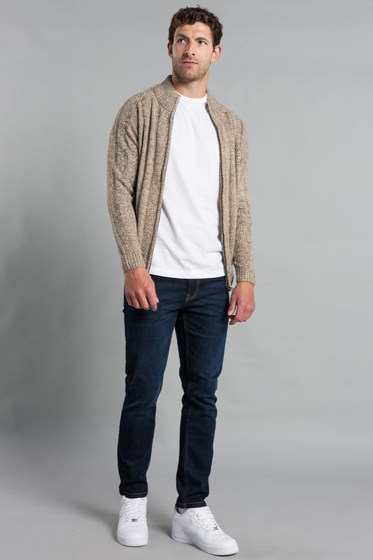 This cardigan from Kensington Eastside is the perfect style for keeping warm and on trend. This cardigan features ribbed elasticated details on the hem, cuffs, and on the funnel neck, which fastens to the top with a zipper. This cardigan is perfect for keeping you warm and comfortable.