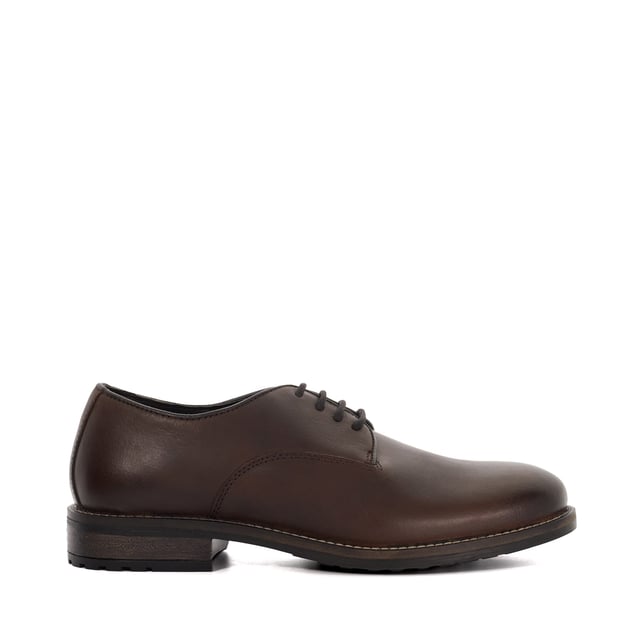 Featuring a classic round toe, lace-up fastening and low stacked heel, Brickton is a brogue you'll cherish for its timeless style and enduring comfort. Partner with work outfits or weekend ensembles for a refined edge that's sure to get you noticed.