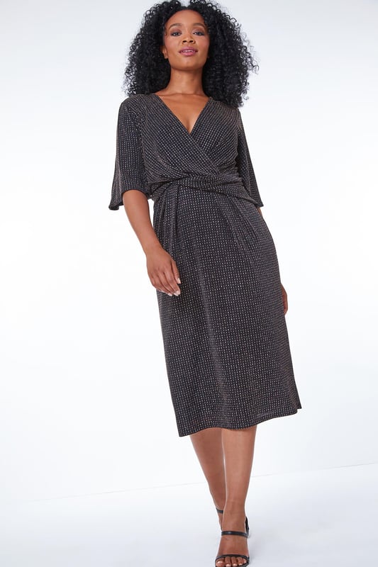 guess graduation dress College Graduation Guest Outfit Women's Outfit For Graduation Guest Outfit Fashion Guess Graduation Dresses Graduation Outfits