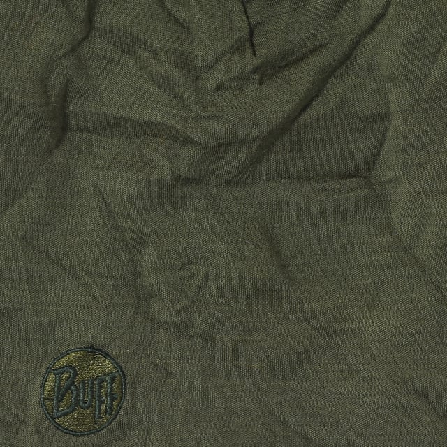 Gorro con forro polar Buff.
Gorro casual, versátil y adaptable a todas tus necesidades.
Complemento ideal para proteger del frio.
Espíritu eco, diseño BUFF y tecnología avanzada para deporte o el día a día.
Interior forrado.
 Medidas: 26 x 23 cm.
 Composición: 100% Poliéster.
 Cuidados:
Lavar a mano.
No utilizar lejía.
Utilizar plancha temperatura máxima 110º.