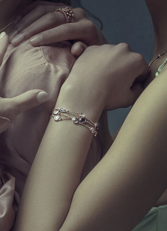 This dazzling Bracelet for Women from Orphelia  is the perfect gift to spoil yourself or a loved one. The Bracelet is made out of 925 Sterling Silver, colored Rose at Length: 18.5 cm weighing in at 2.9 grams with a Width of 0.7 cm at its widest point. The Orphelia 'Fawn' Women's 925 Sterling Silver Bracelet - Rose ZA-7410 is delivered in a stunning gift box and carries a two year warranty.