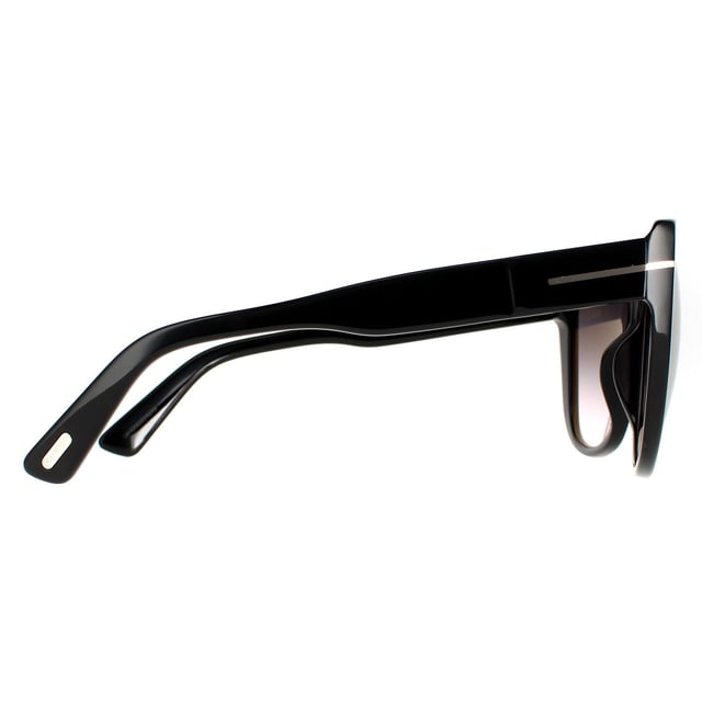 Tom Ford Cat Eye Womens Shiny Black Smoke Gradient FT0937 Nora zonnebrillen zijn een prachtig kattenoogontwerp gemaakt van dikke acetaat en verfraaid met het Tom Ford T -logo op de tempels.